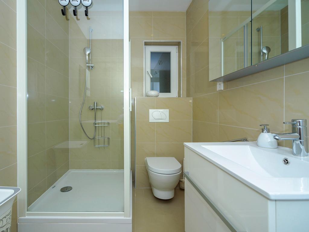 Castello Apartment