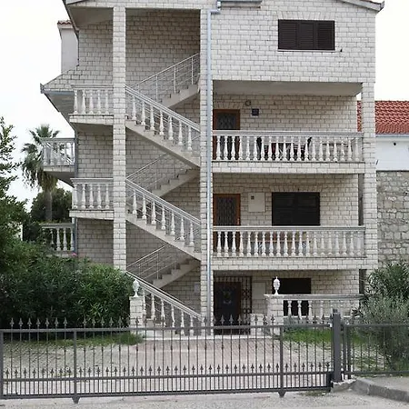 Apartments Villa Castello Kaštela Pokoj fotografie